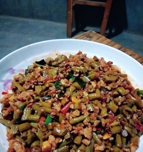 自制酸豆角炒肉末，香味扑鼻美味十足（家常美食，健康又营养；清香扑鼻，唇齿留香）