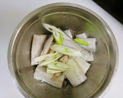 孜然煎带鱼的制作方法（重口味美食）