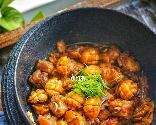 香嫩啫啫排骨的制作方法（从选料到烹饪，打造美味口感）