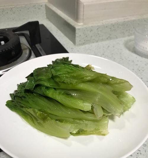 粤式蚝油生菜（美味可口的粤式传统菜肴）