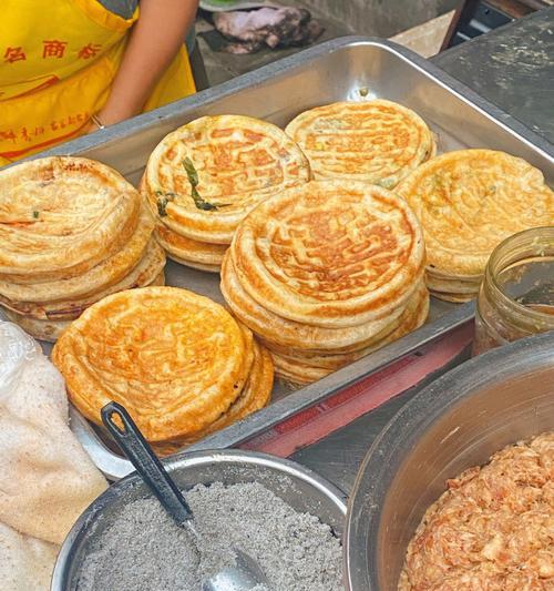 手把手教你圆梦烤饼（掌握烤饼制作的技巧，让你一次成功）