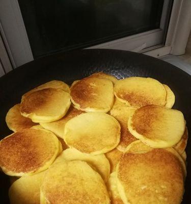 手工制作美味洋芋原味饼（简单易学的制作方法，让你轻松做出口感绝佳的洋芋饼。）