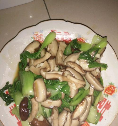 小青菜炒香菇，味道好极了！（教你一步步做好这道家常菜）