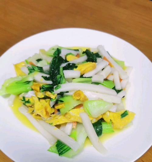 香煎小青菜炒年糕（家常美味，轻松烹制）