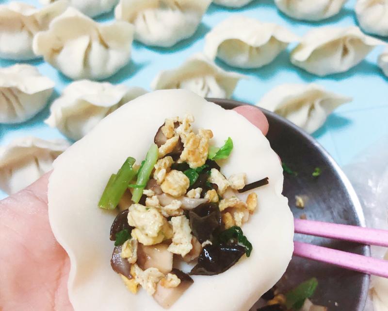 用香菇猪肉馅包出鲜美的饺子（学会制作美味的香菇猪肉馅饺子）