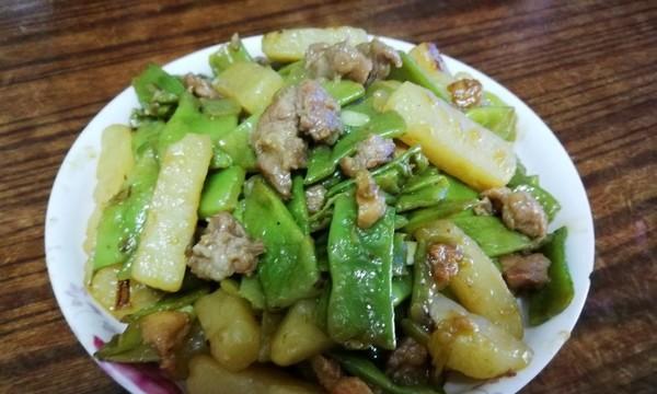 美味健康的以味瓜炖扁豆（传统美食的佳选）