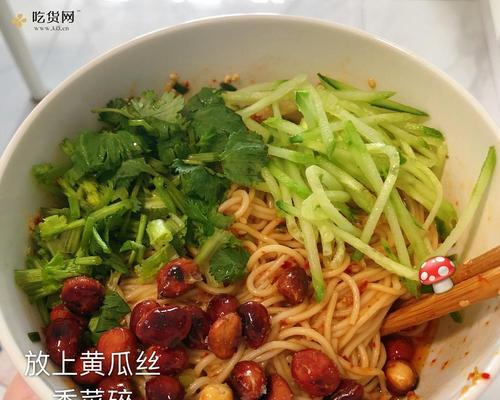 酸辣面条的制作方法（家常美食）