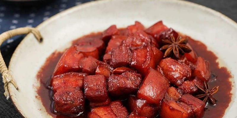 酸辣椒蒸豆腐，口感爽滑鲜美（家庭美食）