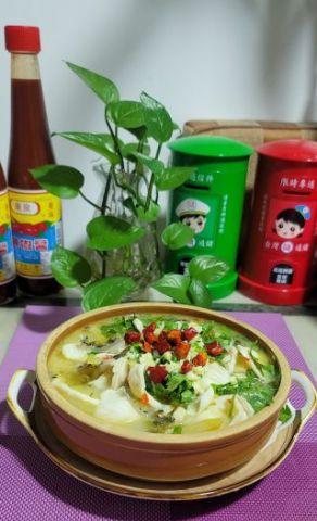 酸菜煮鱼，一道家常美食（传承美味）