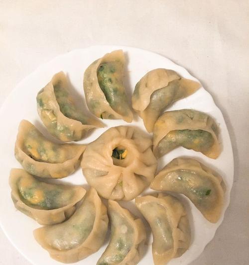 酸菜馅水煎饺，美味不容错过（教你如何制作口感独特的酸菜馅水煎饺）