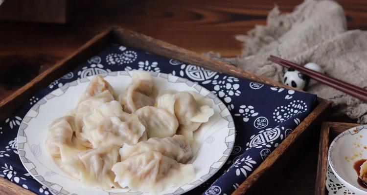 手把手教你制作美味酸白菜饺子