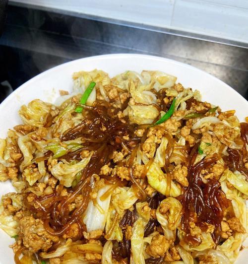 酸白菜炒粉条（味蕾的艺术享受）