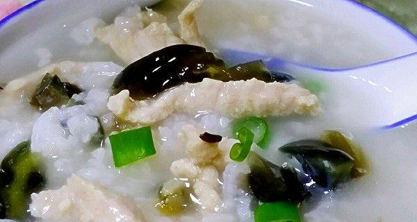 健康饮食的选择——以蔬菜瘦肉粥为例（清淡养生）