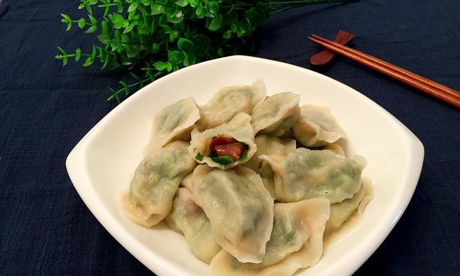 自制瘦肉韭菜饺子（简单易学的饺子制作方法）