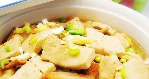 砂锅大肠炖豆腐，健康营养美味享受（以大肠为主）