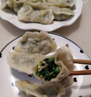 香嫩三鲜豆腐饺子的制作方法（手把手教你做口感绝佳的饺子）