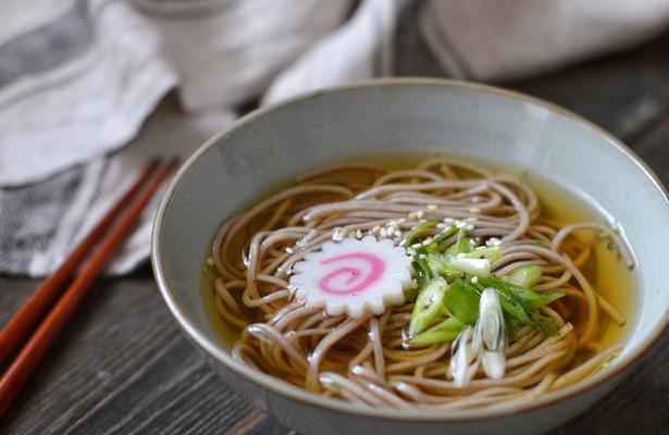 掌握日式荞麦面的制作技巧（传承日本饮食文化）