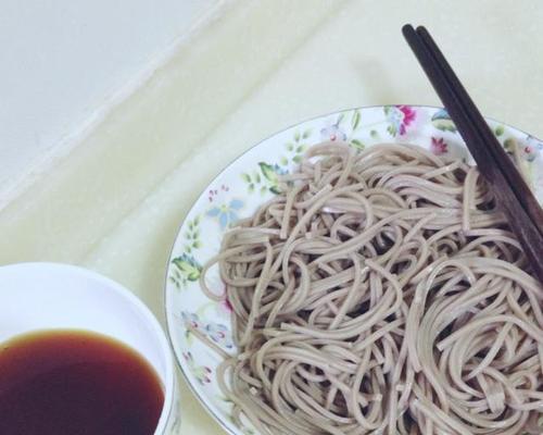 掌握日式荞麦面的制作技巧（传承日本饮食文化）