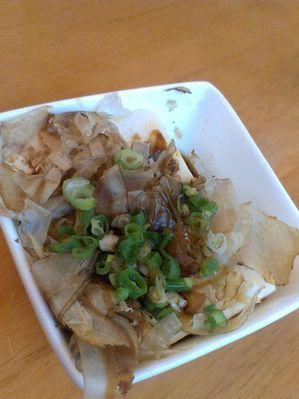 日式清凉美食——手工冷豆腐（以水和黄豆为原料）