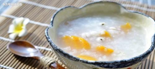 美味早餐，健康生活——玉米面红薯粥的制作方法（营养丰富的早餐选择）