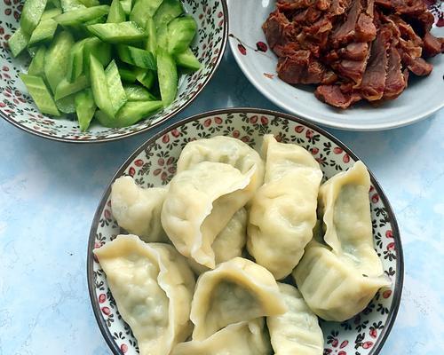 美味健康的杂蔬鸡蛋馅饺子制作方法（用新鲜蔬菜和香浓鸡蛋打造口感丰富的传统美食）