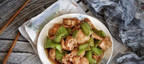 五彩炒大肠，美味佳肴（用五色食材做炒大肠）