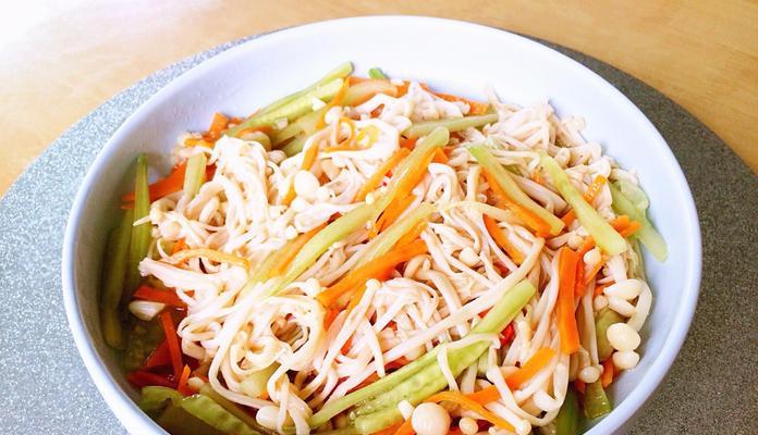 爽口金针菇的美食烹饪方式（营养美味）