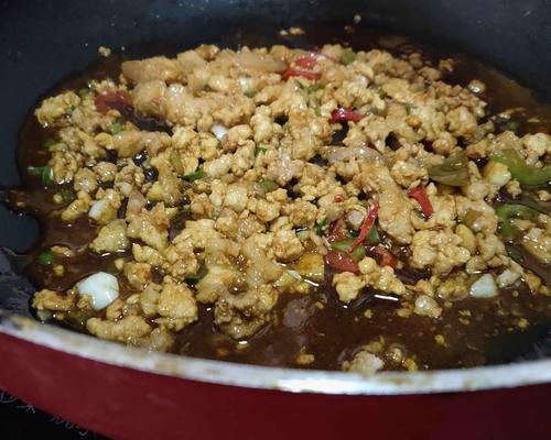 健康蒸蛋，美味不断——日本豆腐肉末蒸蛋的做法（用日本豆腐和肉末制作的低卡蒸蛋）