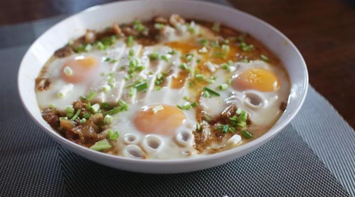 如何做出美味的肉饼子蒸蛋（掌握肉饼子的制作技巧）